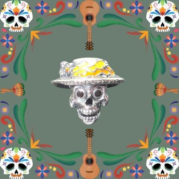 ๐ Silver Skull Charm with Yellow Hat (NWOT) - Picture 1 of 5